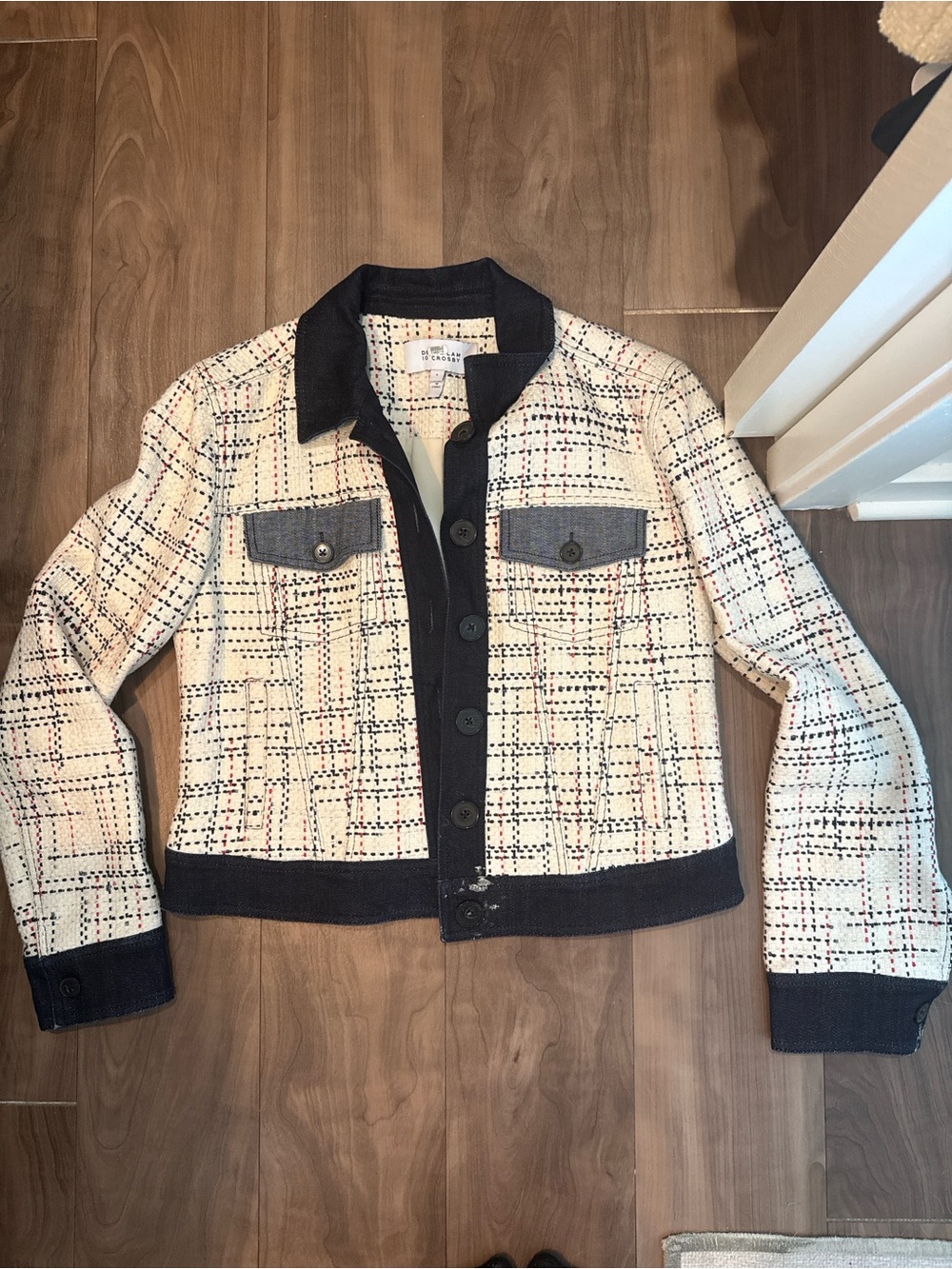 Womens Tweed Button-Up Jacket with Contrast Trim - White/navy